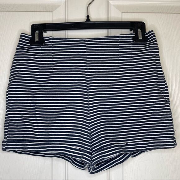 Hollister blue and white striped hot pants size M - Picture 1 of 4